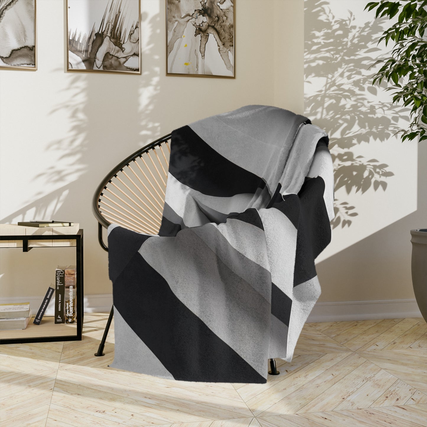 Modern 3D Geometric Velveteen Blanket