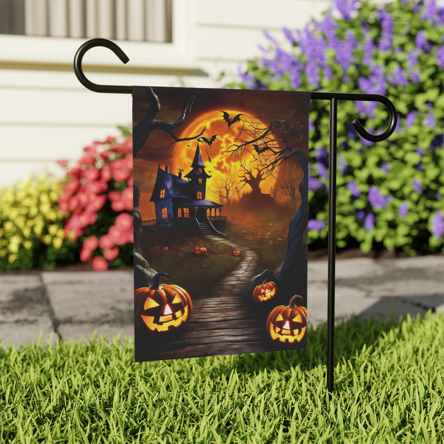 Spine-chilling Halloween Garden Flag/ House Banner