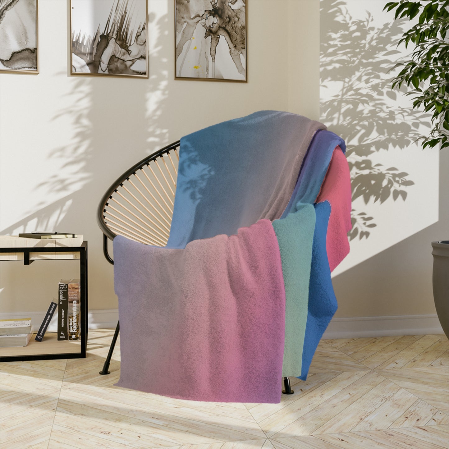 Soft Gradient Velveteen Blanket