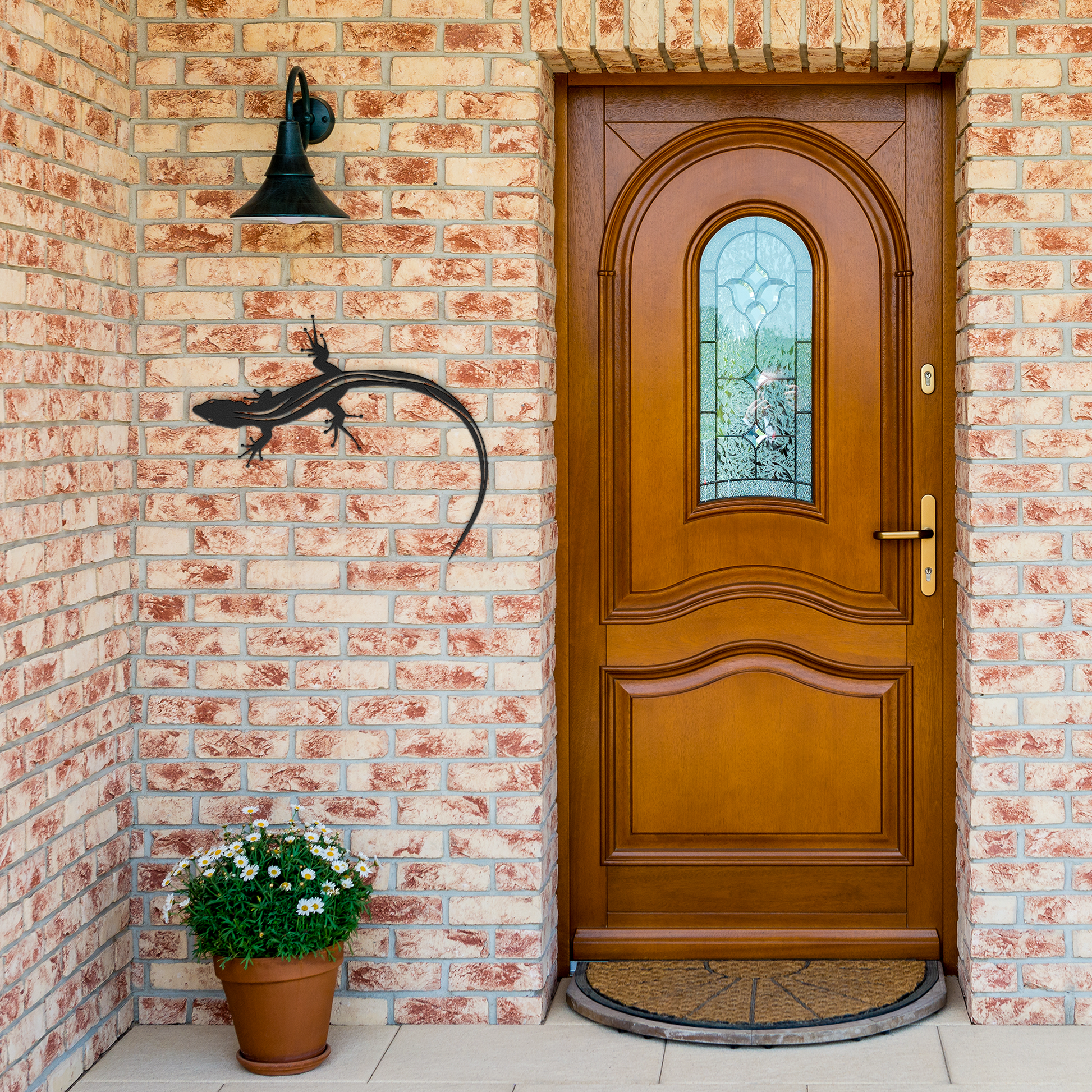 Lizard_metal_wall_art_Black_Brick_Entrance_Mockup.png